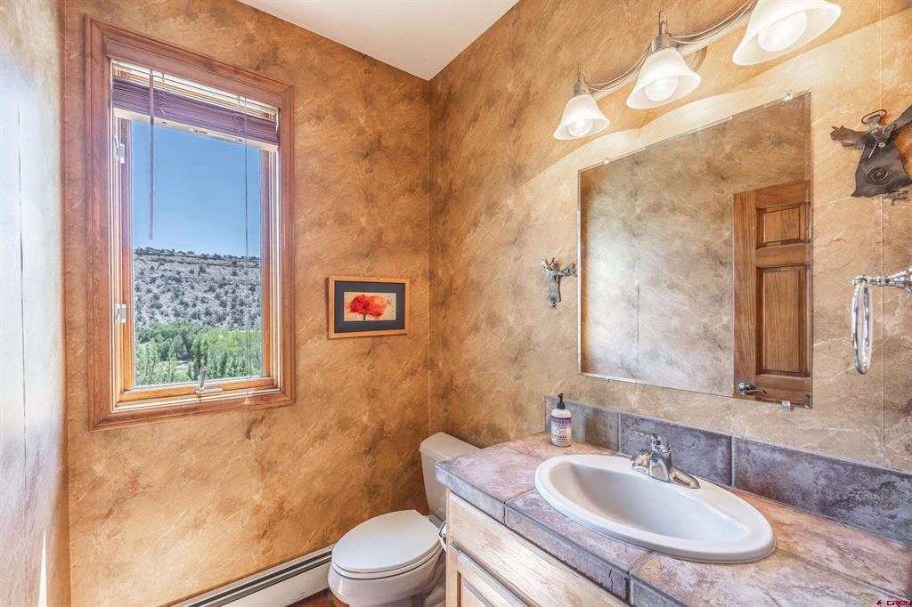 18865 Spring Canyon Road Property Photo 20