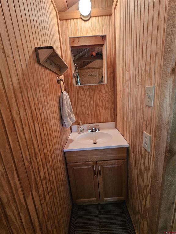 53 Crooked Rd Property Photo 8