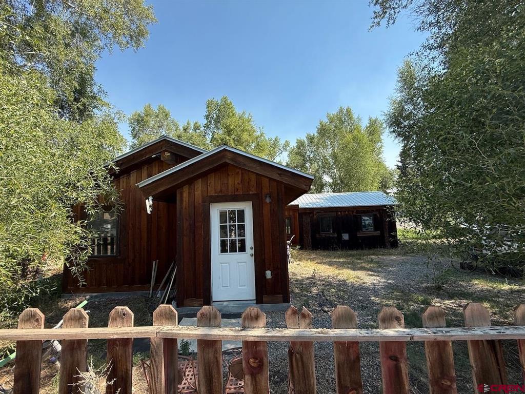 209 S 11th Street Property Photo 1