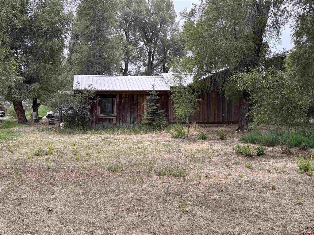 209 S 11th Street Property Photo 3