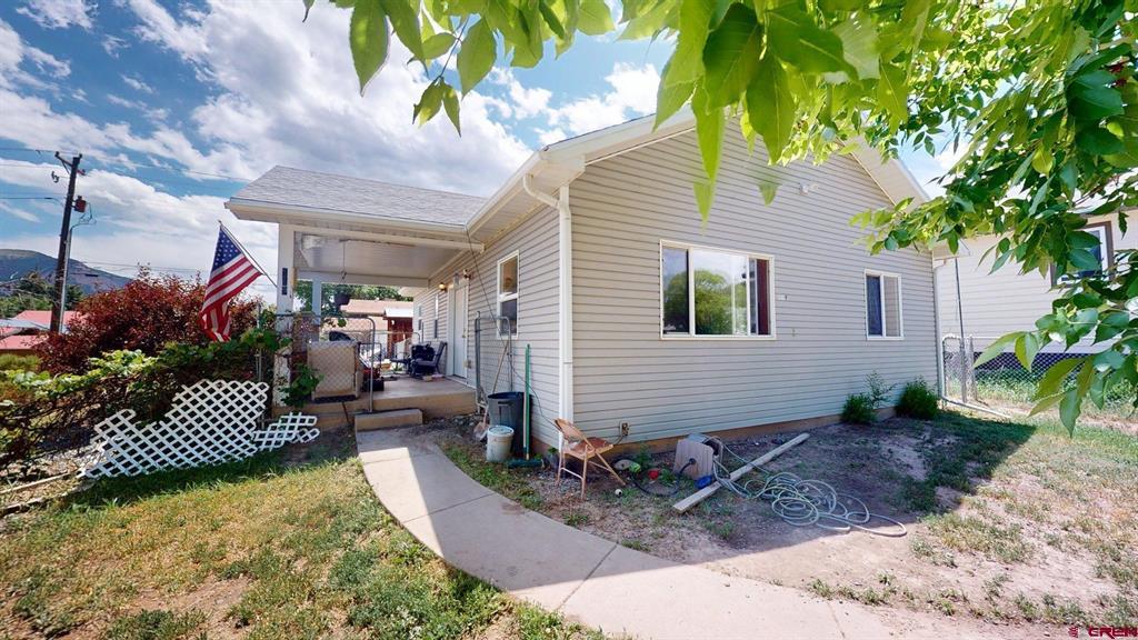 119 North Fork Avenue Property Photo 1