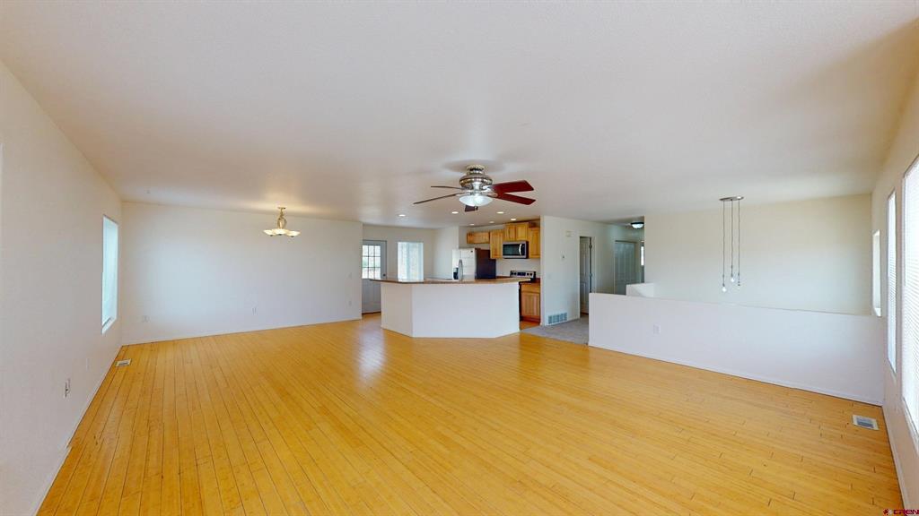 13687 Ragged Mountain Drive Property Photo 5