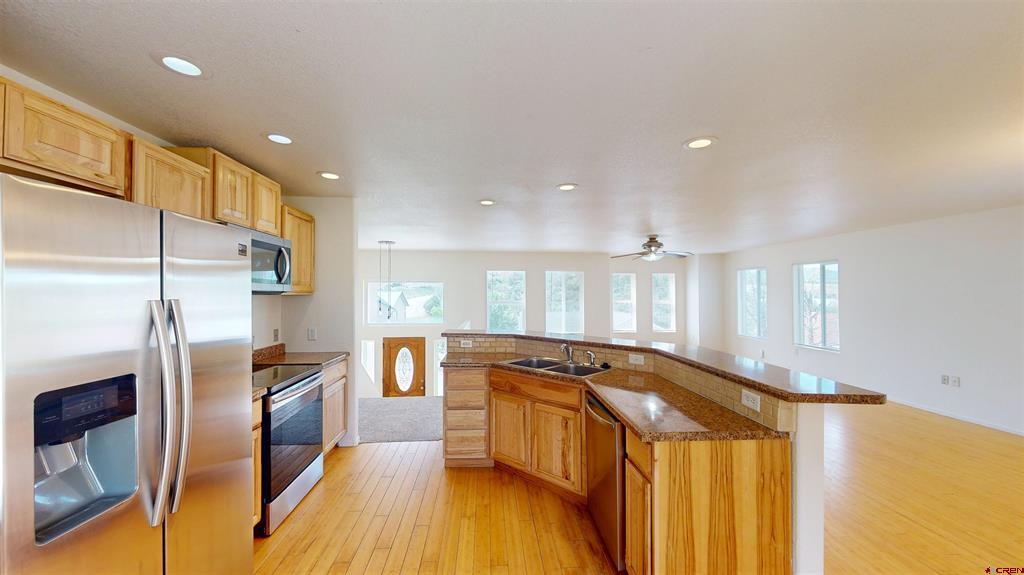 13687 Ragged Mountain Drive Property Photo 8