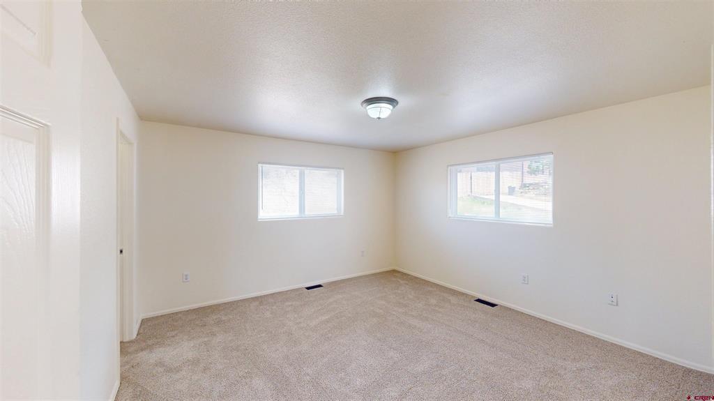 13687 Ragged Mountain Drive Property Photo 11