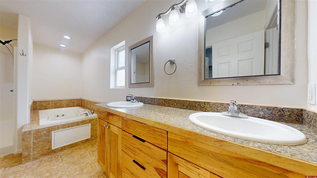 13687 Ragged Mountain Drive Property Photo 14
