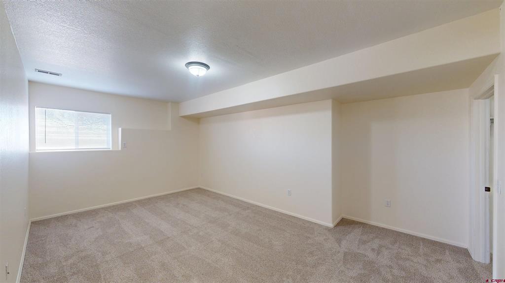 13687 Ragged Mountain Drive Property Photo 30