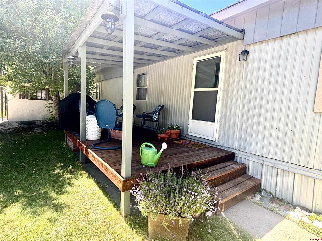485 Florida Road Property Photo 2