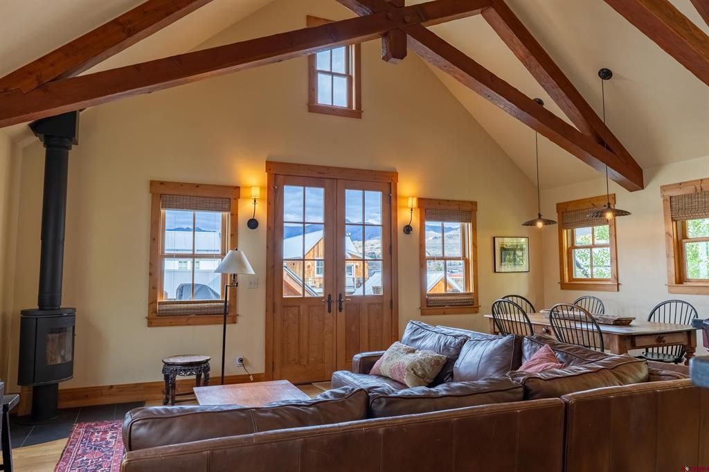 509 Gothic Avenue Property Photo 6