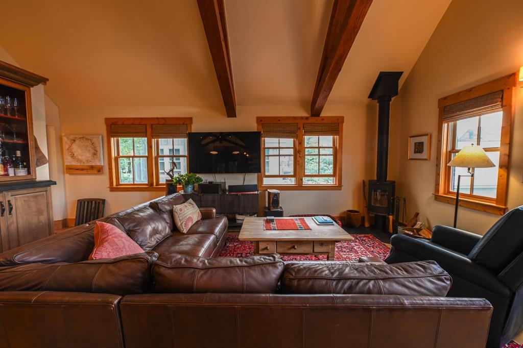 509 Gothic Avenue Property Photo 12