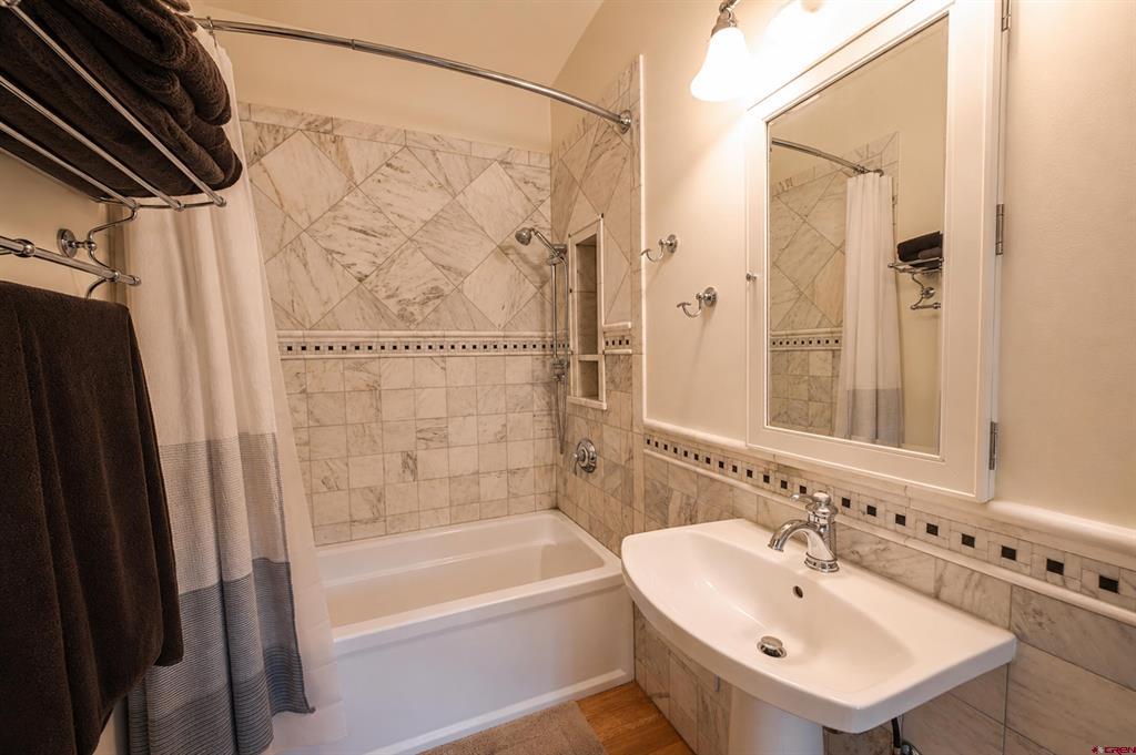 509 Gothic Avenue Property Photo 23