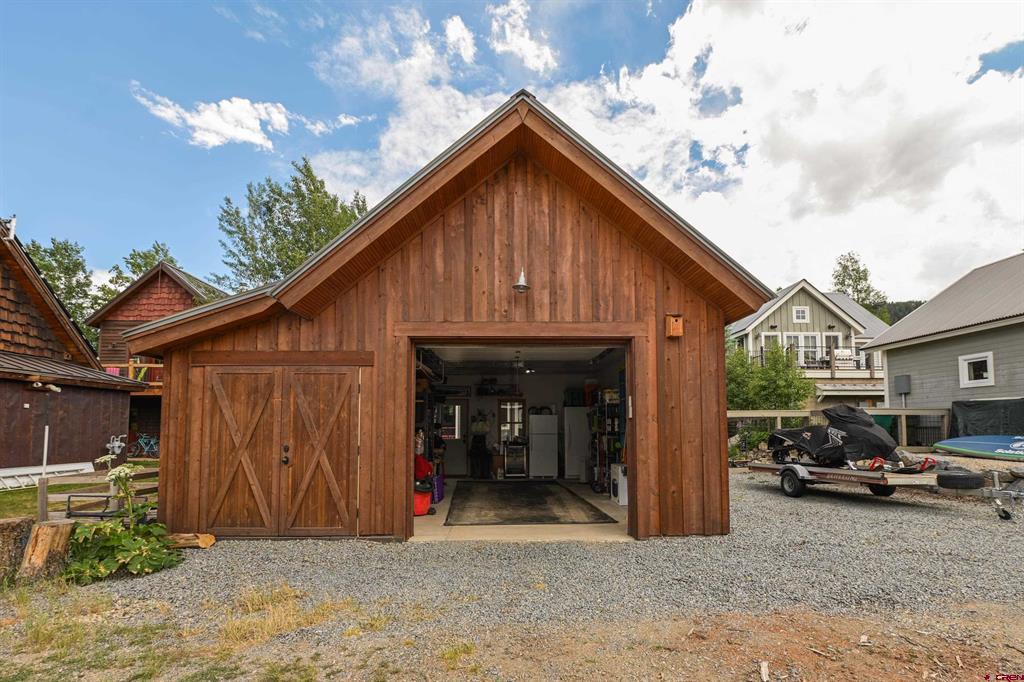 509 Gothic Avenue Property Photo 39