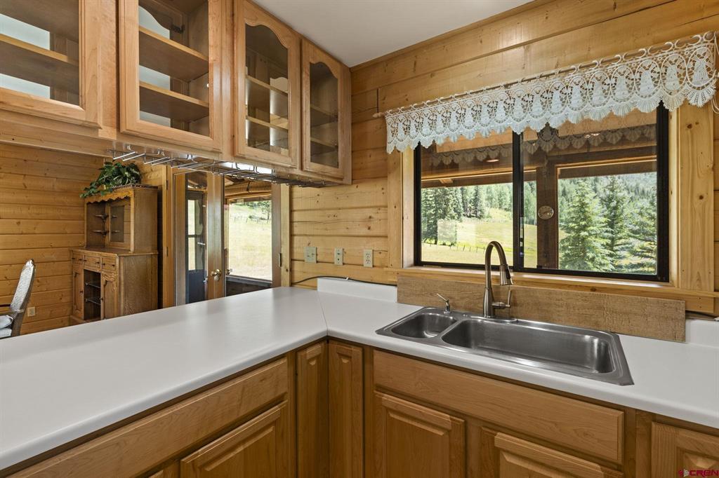 12902 44.2 Property Photo 15