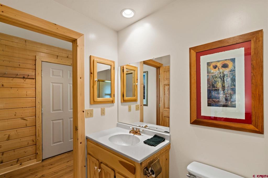 12902 44.2 Property Photo 20