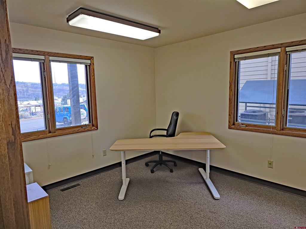 484 Turner Drive #b - 1 Avenue Property Photo 10