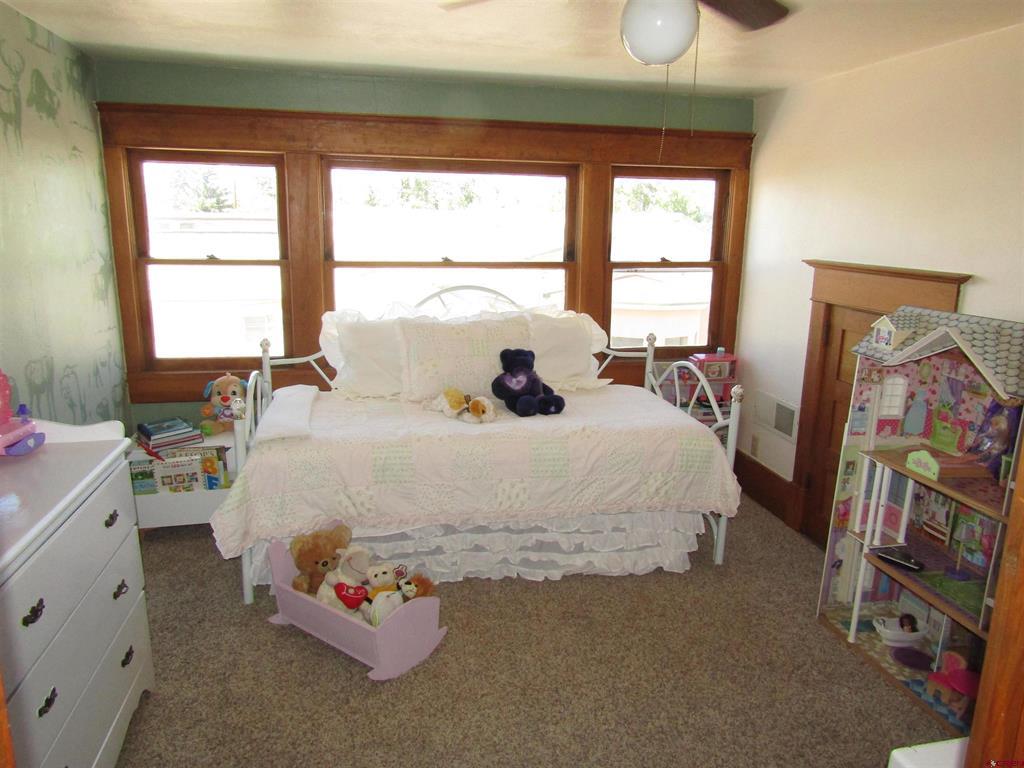 735 Spruce Street Property Photo 16