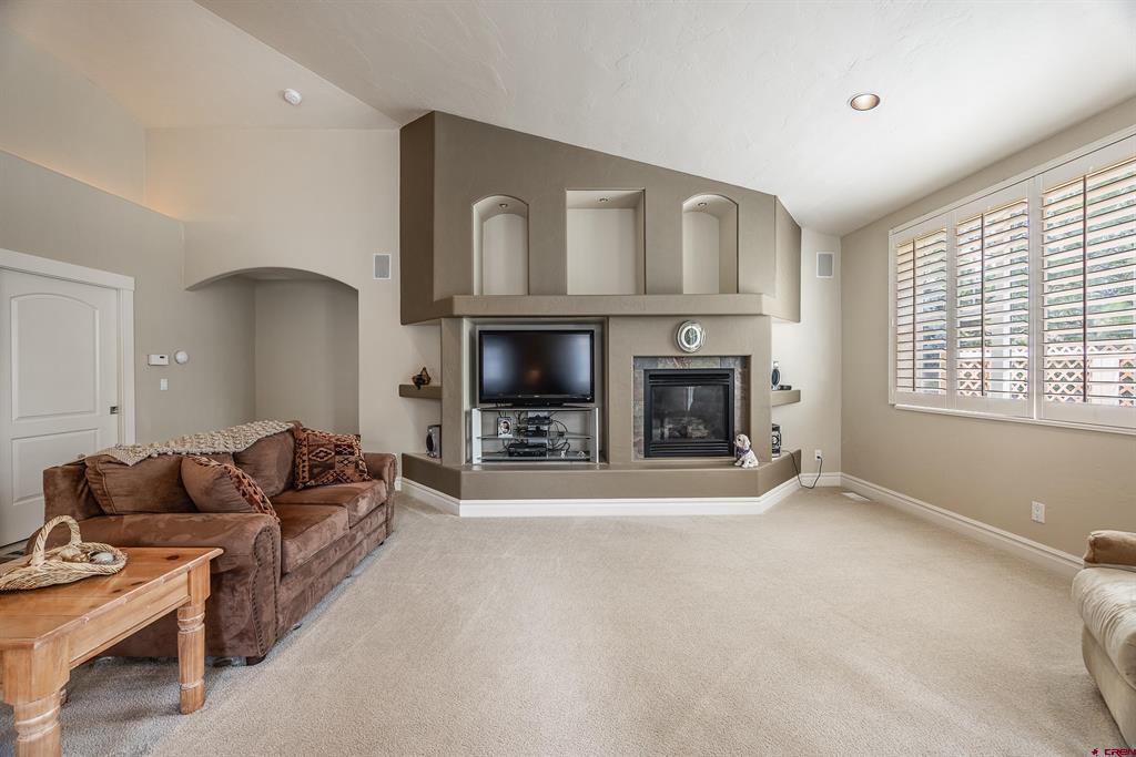 3715 Lone Tree Lane Property Photo 4