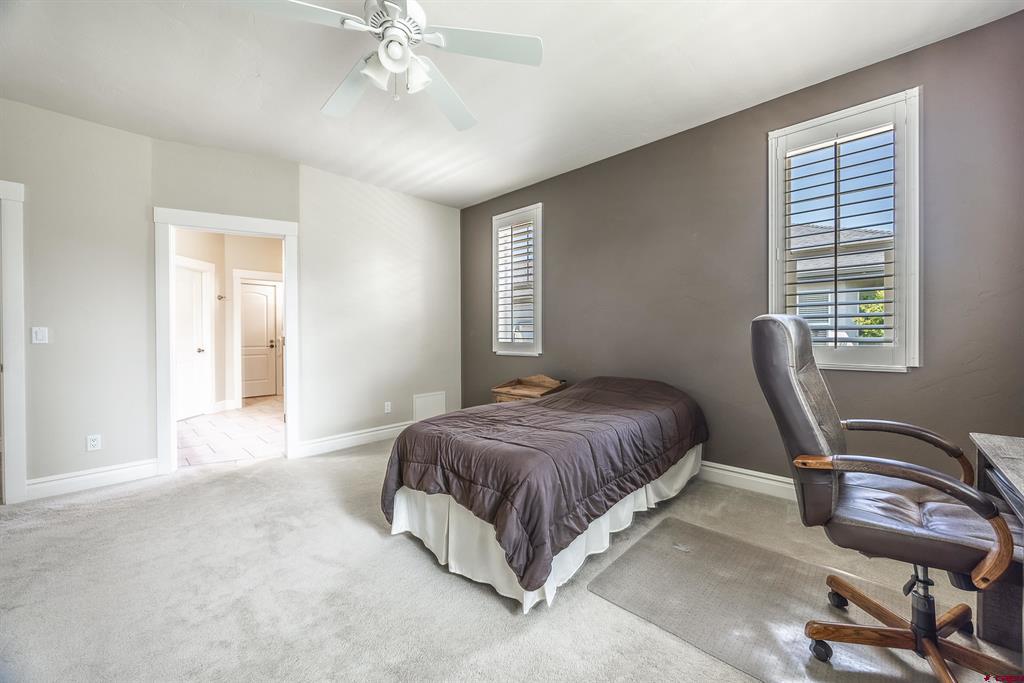 3715 Lone Tree Lane Property Photo 14