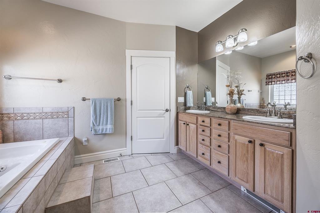 3715 Lone Tree Lane Property Photo 15