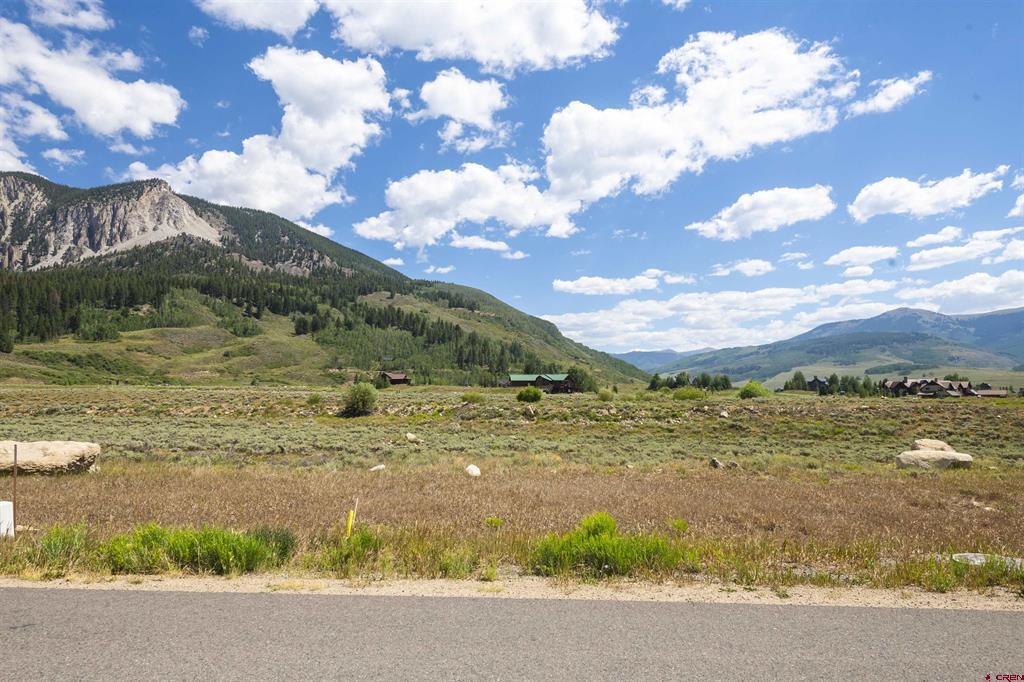 333 S Avion Drive Property Photo 16
