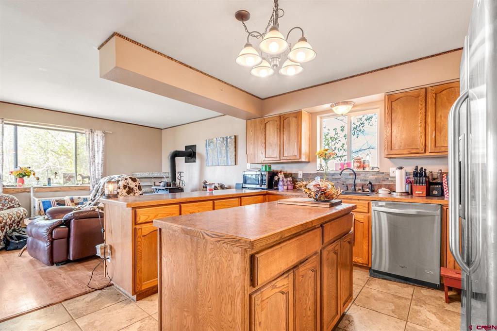 582 1600 Road Property Photo 7