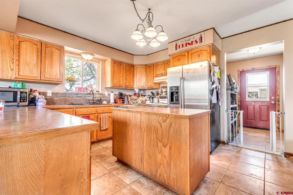 582 1600 Road Property Photo 8