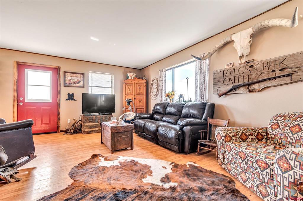 582 1600 Road Property Photo 9