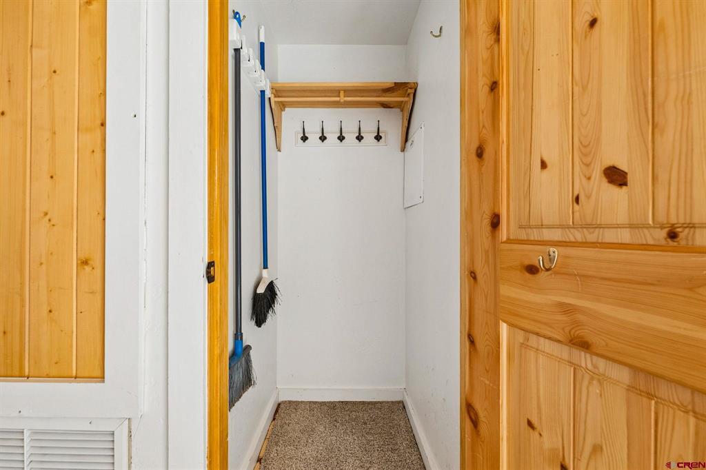 725 E College Drive Property Photo 19