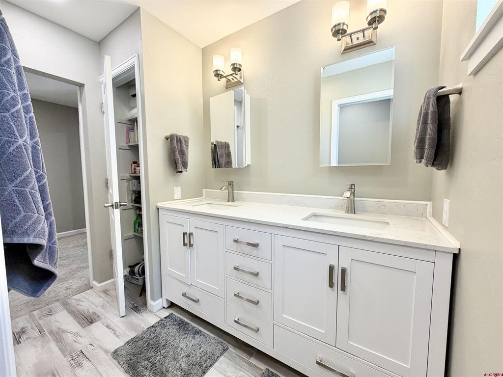 21902 Newland Road Property Photo 16