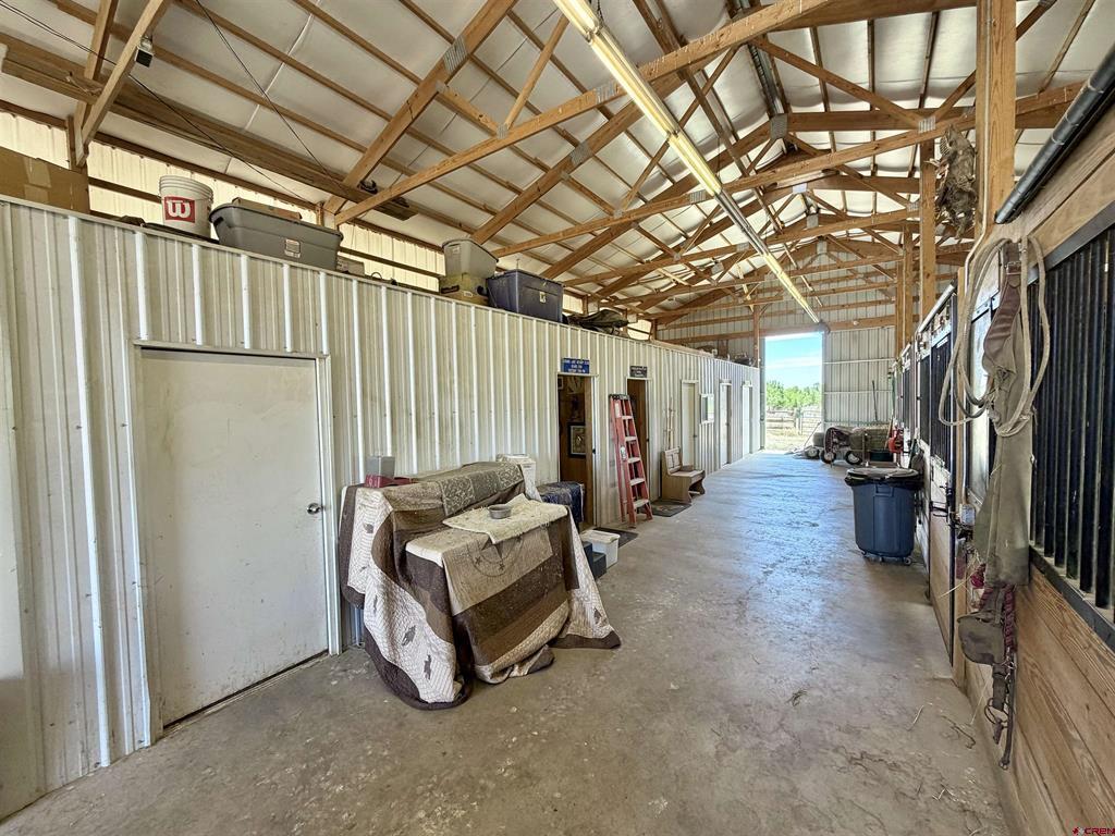 21902 Newland Road Property Photo 35