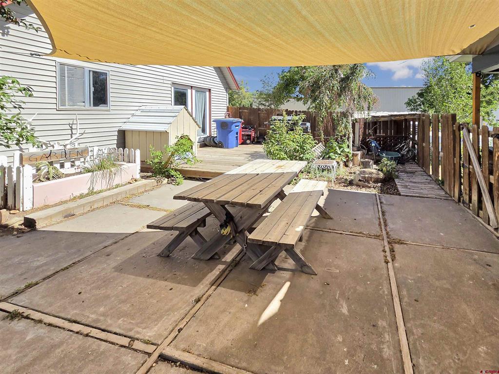 207 N Main Street Property Photo 42