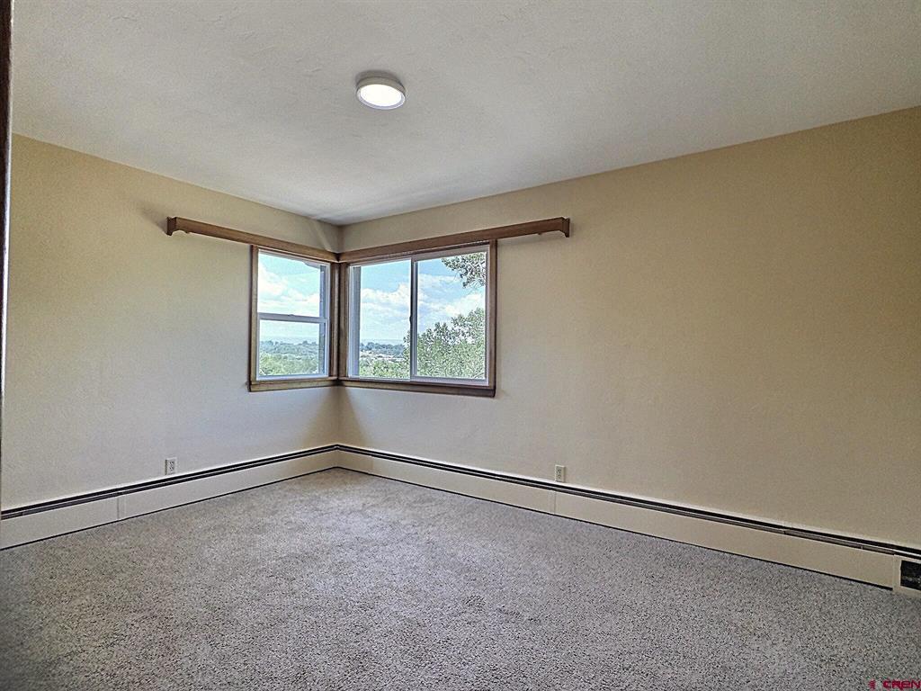 450 - 450 1/2 Grand Boulevard Property Photo 8