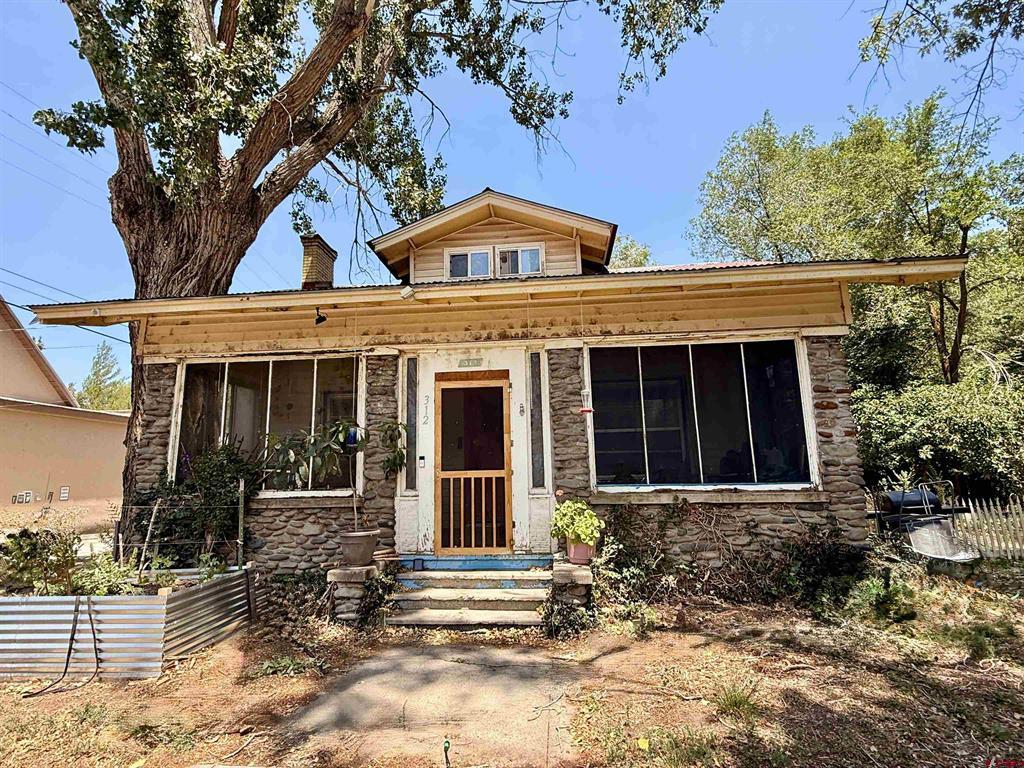 312 3rd Street Property Photo 1
