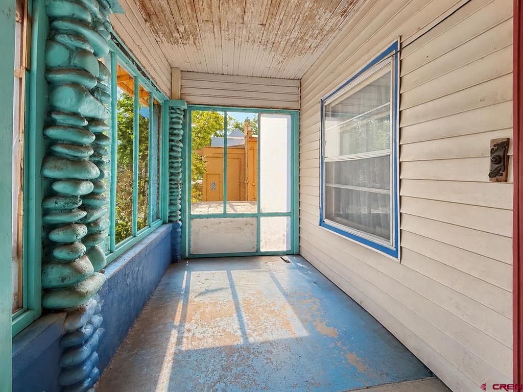 312 3rd Street Property Photo 7