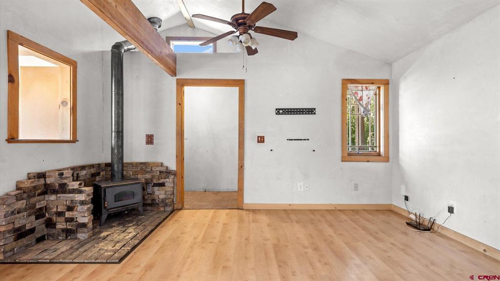 214 N Amelia Street Property Photo 8