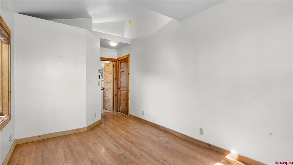 214 N Amelia Street Property Photo 10