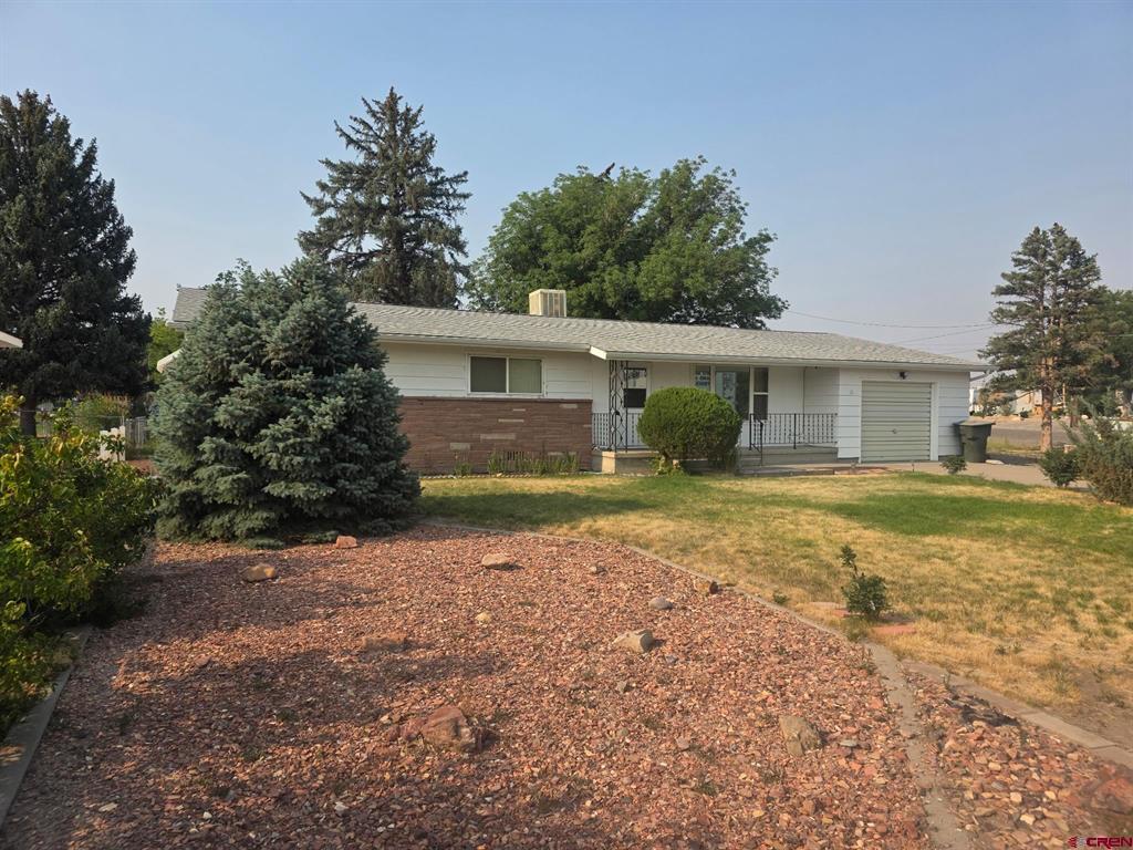 502 Garnet Avenue Property Photo 1