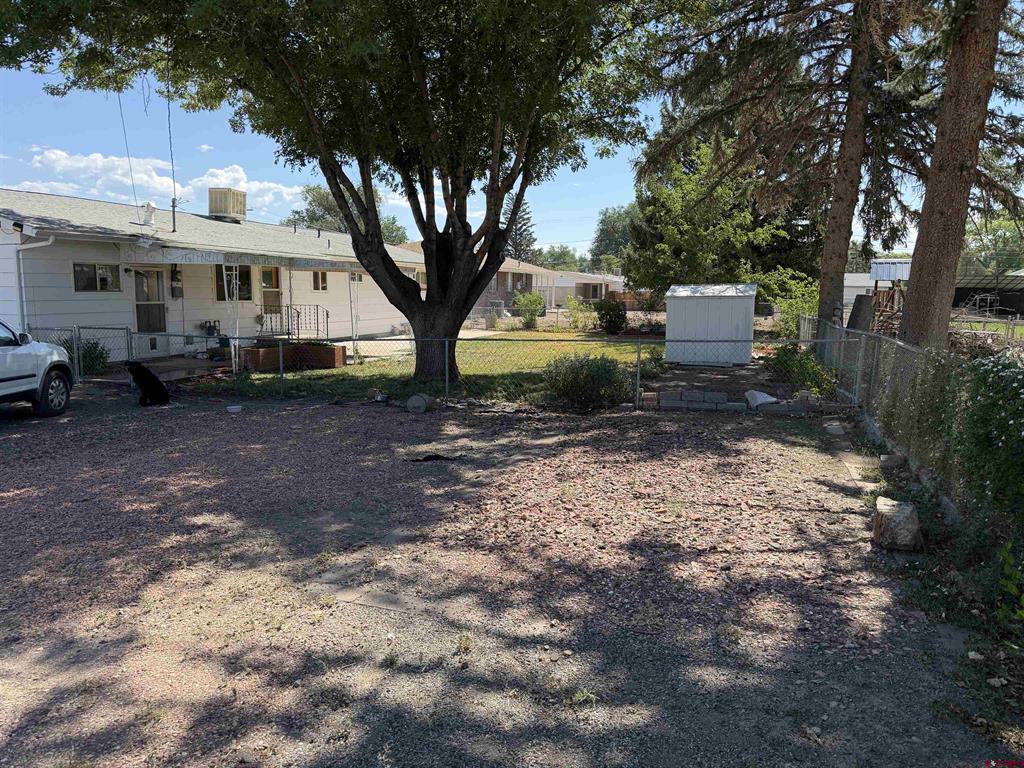 502 Garnet Avenue Property Photo 5