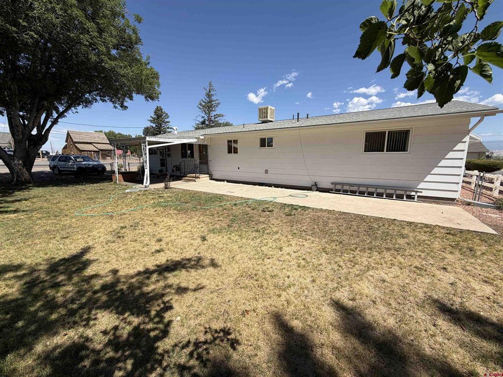502 Garnet Avenue Property Photo 6