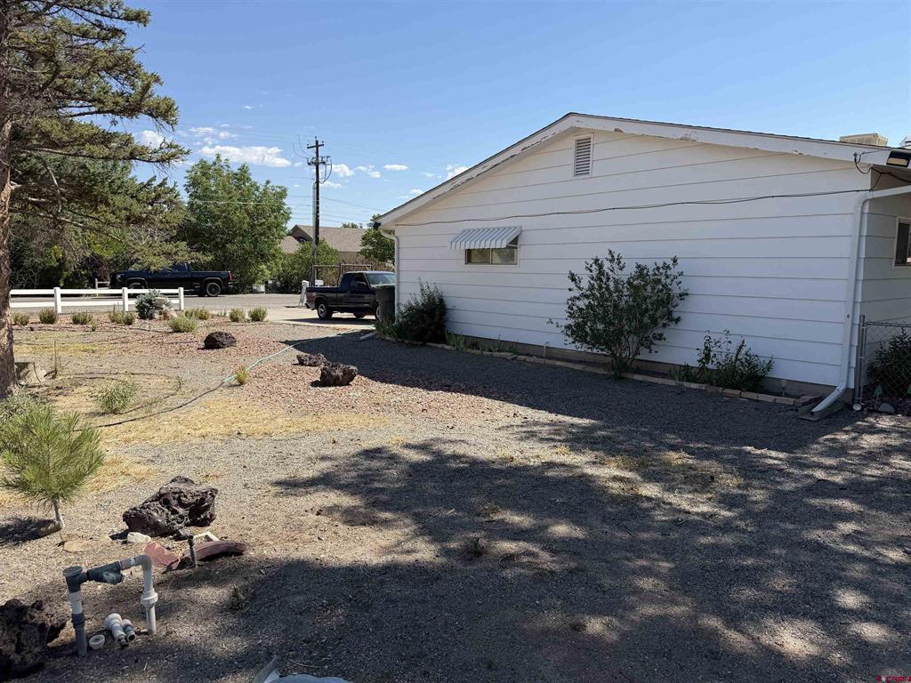 502 Garnet Avenue Property Photo 10
