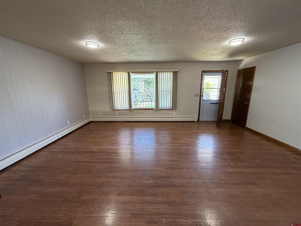502 Garnet Avenue Property Photo 12