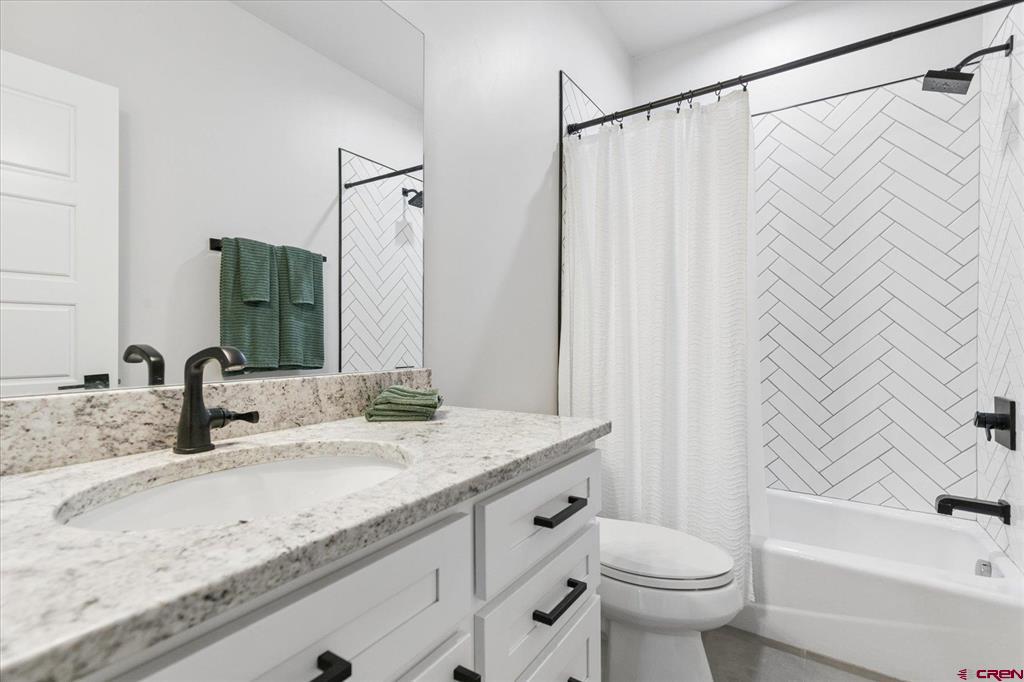 8831 Road 26.7 Loop Property Photo 16