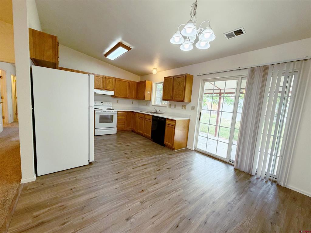 1909 Ouray Drive Property Photo 10