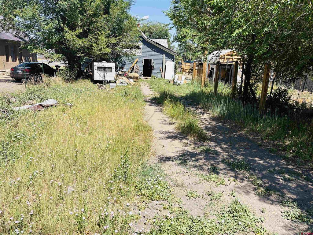 219 Monroe Property Photo 2
