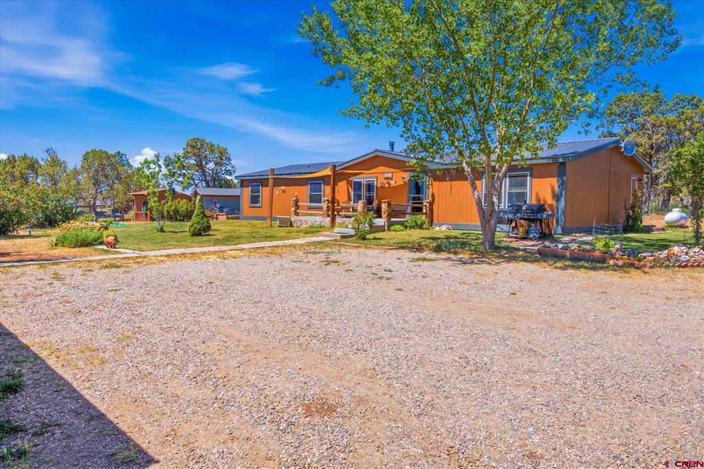 11275 S Us Highway 550 Property Photo 2