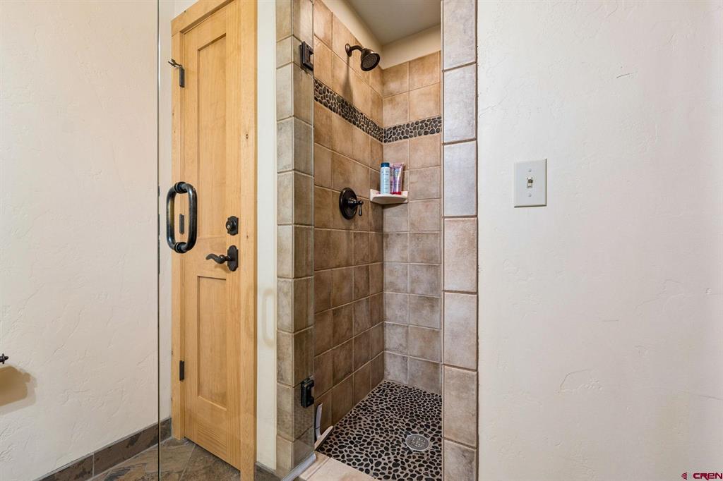 102 Limestone Ct Property Photo 12