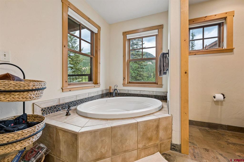 102 Limestone Ct Property Photo 36