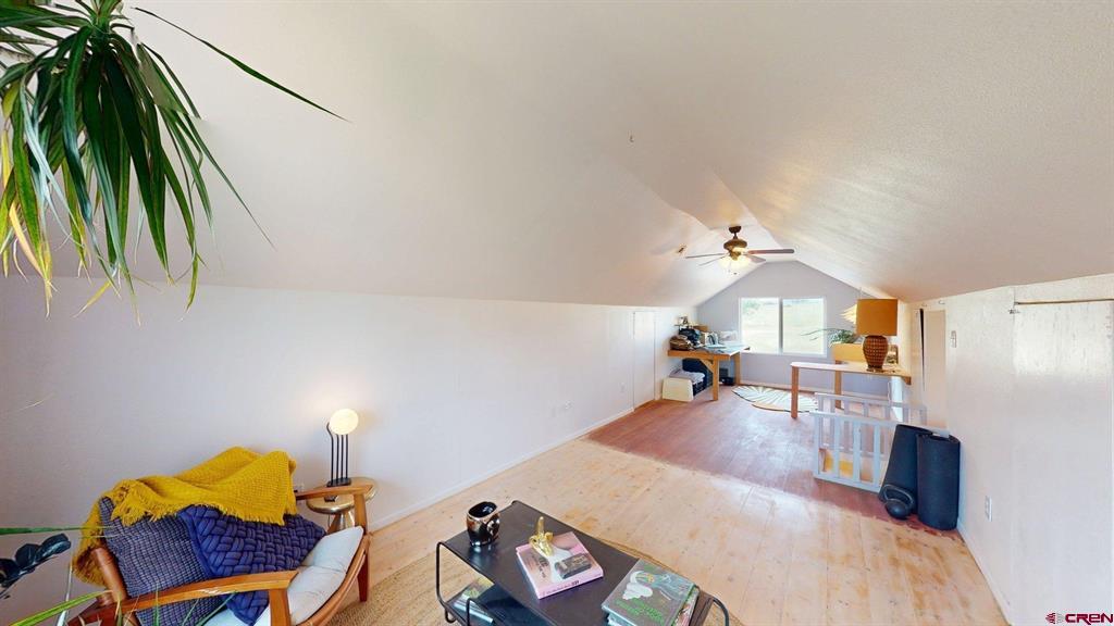 41050 Lamborn Mesa Road Property Photo 14
