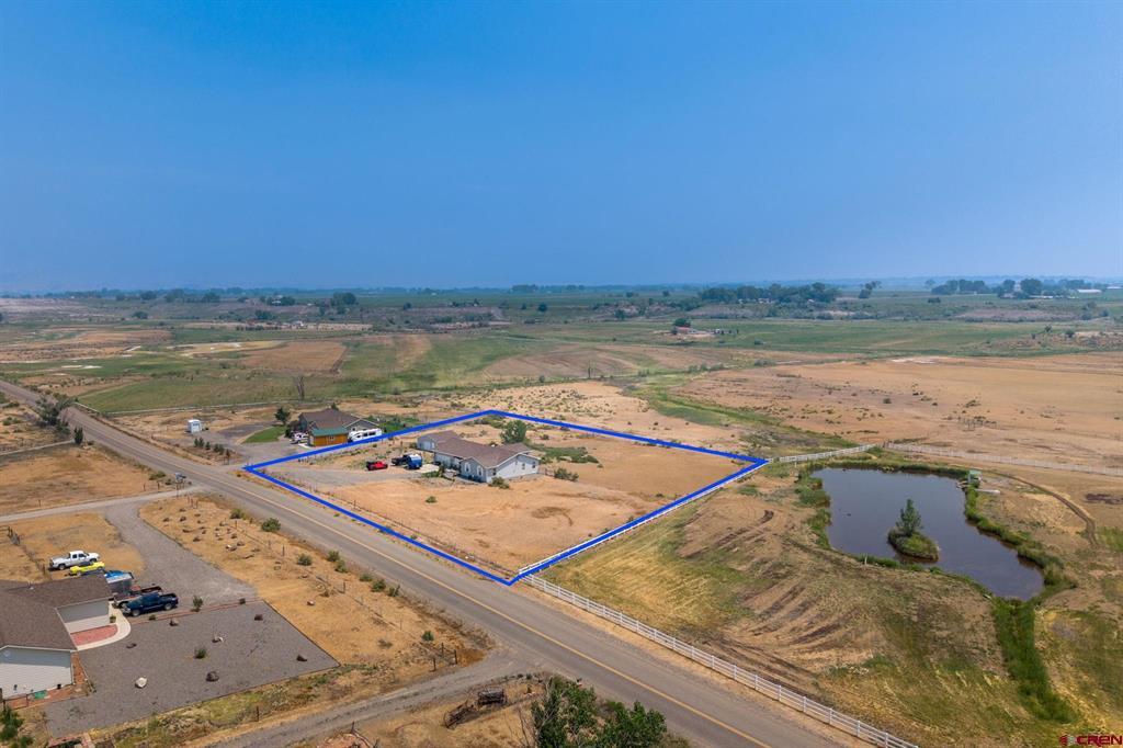 2176 1300 Road Property Photo 2