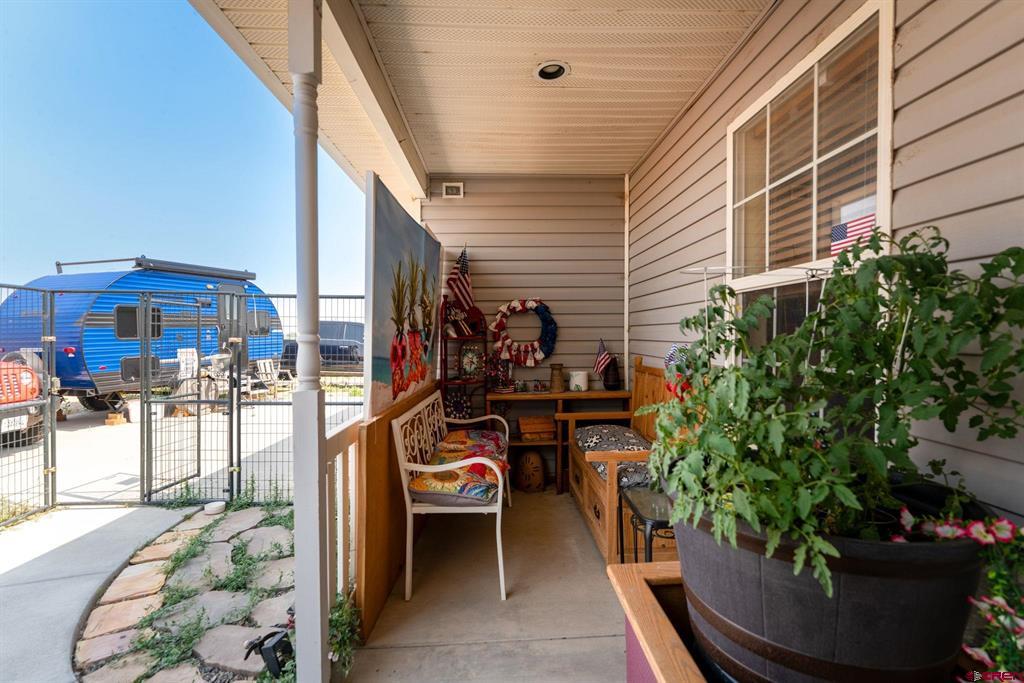2176 1300 Road Property Photo 4