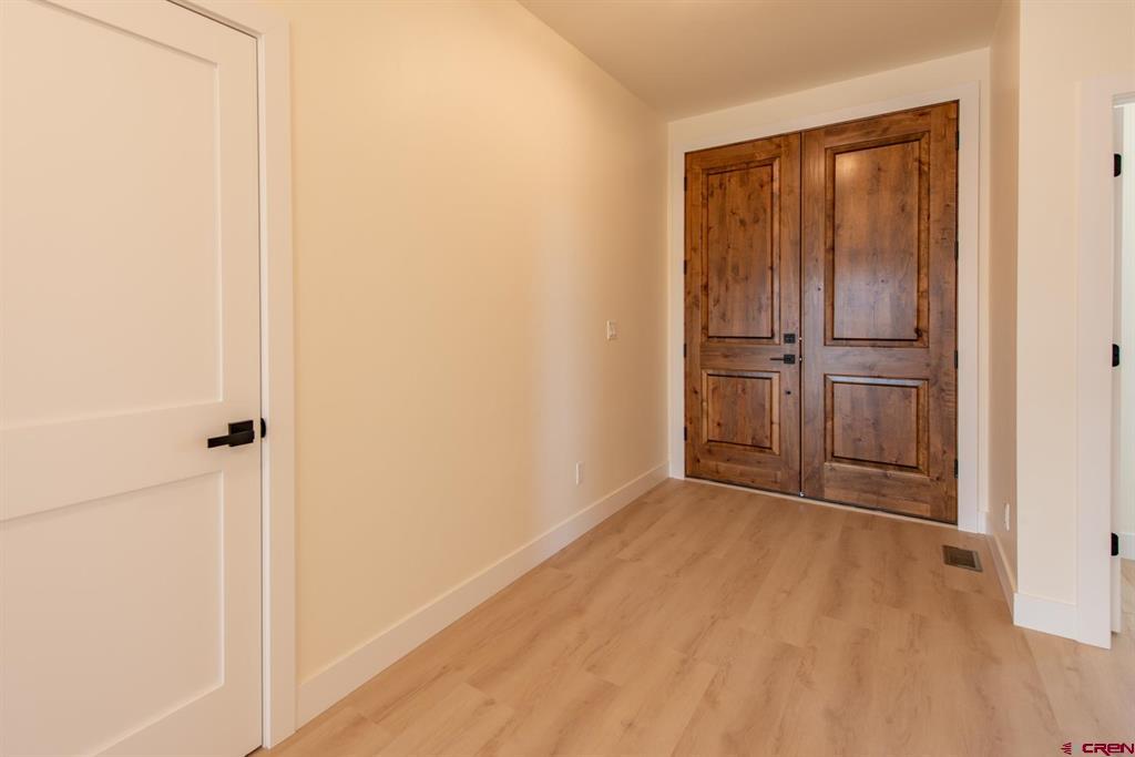 3805 Chestnut Drive Property Photo 4
